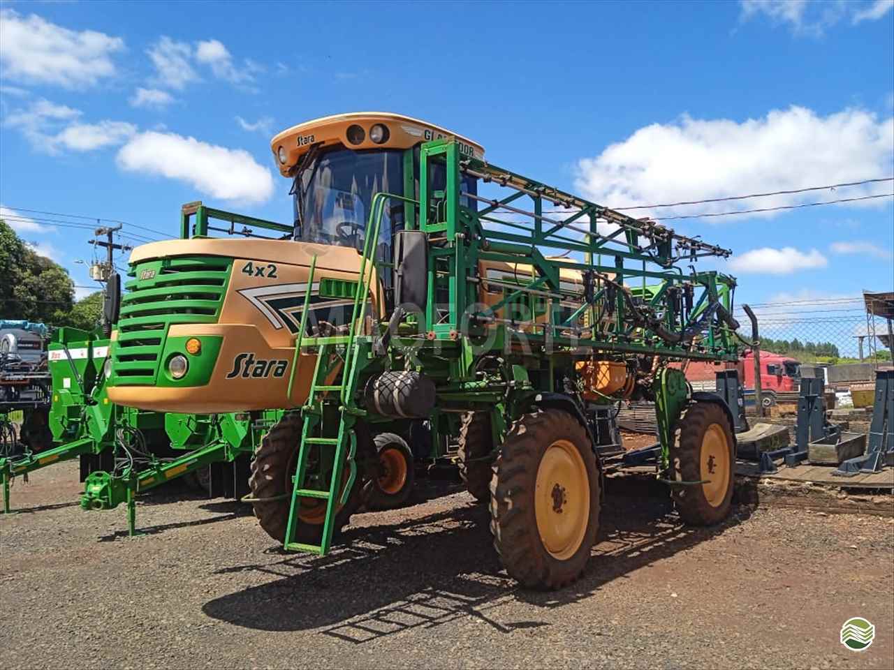 PULVERIZADOR STARA GLADIADOR 2300 Tração 4x2 Maqforte - Stara - Matriz PATO BRANCO PARANÁ PR